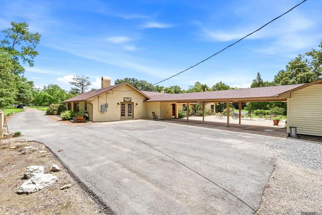 3374 Greenbriar Rd, Ethel, LA 70730