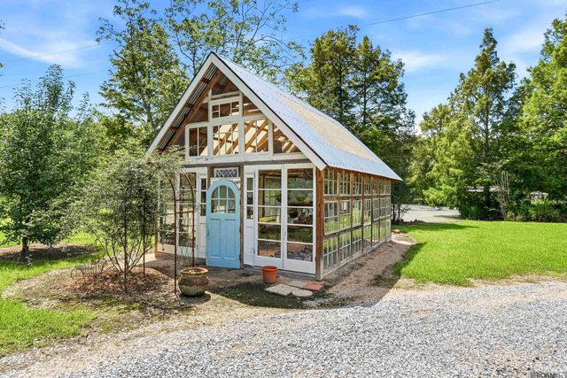 3374 Greenbriar Rd, Ethel, LA 70730