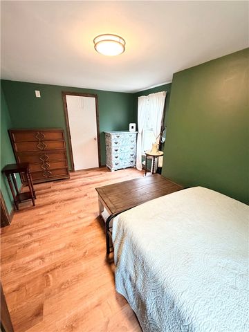 52 Power Avenue, Warwick, RI 02888