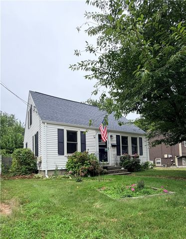 52 Power Avenue, Warwick, RI 02888