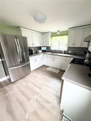 52 Power Avenue, Warwick, RI 02888
