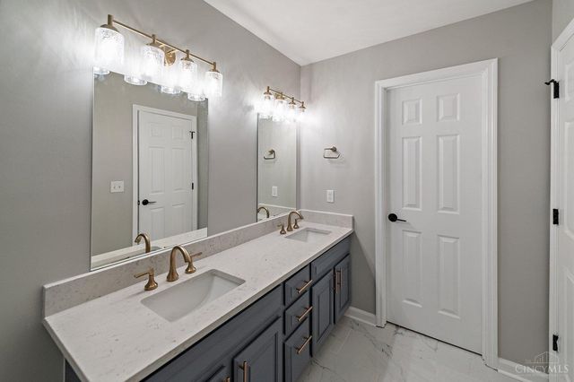 11570 Rose Lane, Springdale, OH 45246