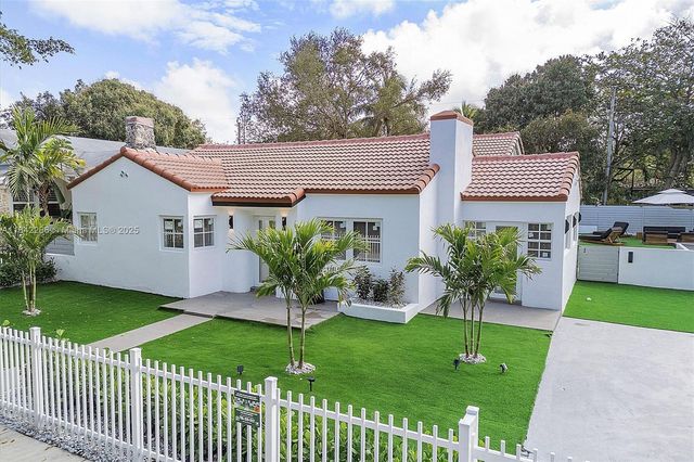 58 NE 45th St 0, Miami, FL 33137