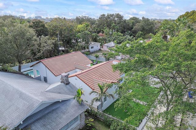 58 NE 45th St 0, Miami, FL 33137