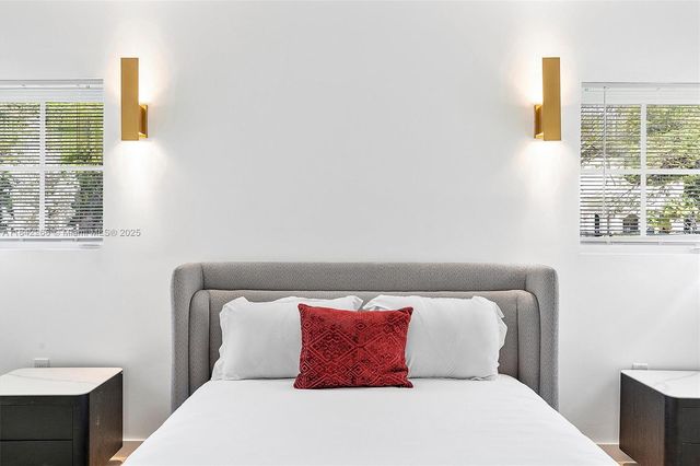 58 NE 45th St 0, Miami, FL 33137