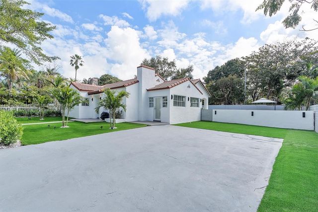 58 NE 45th St 0, Miami, FL 33137