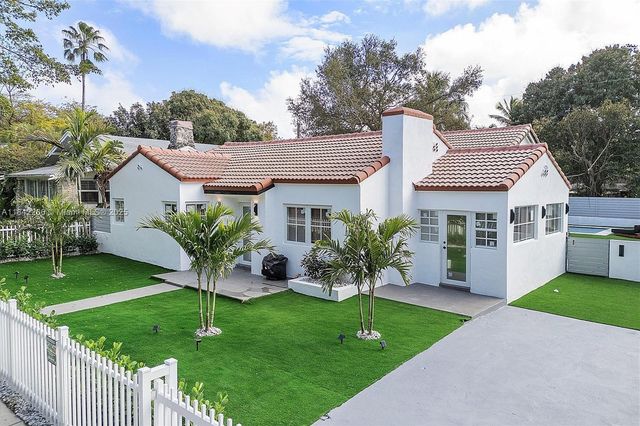 58 NE 45th St 0, Miami, FL 33137