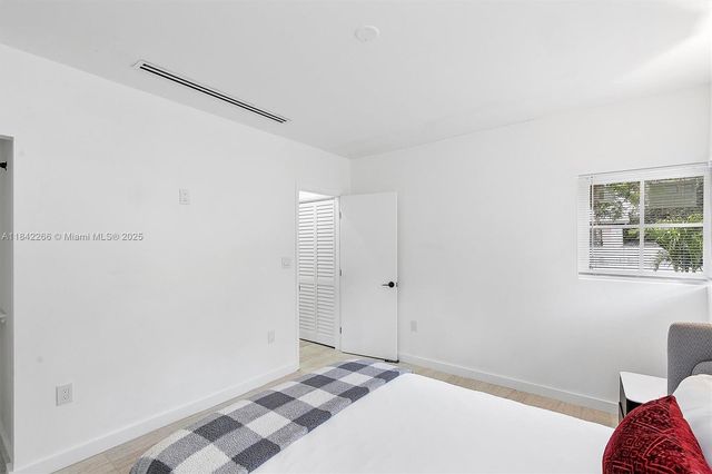 58 NE 45th St 0, Miami, FL 33137