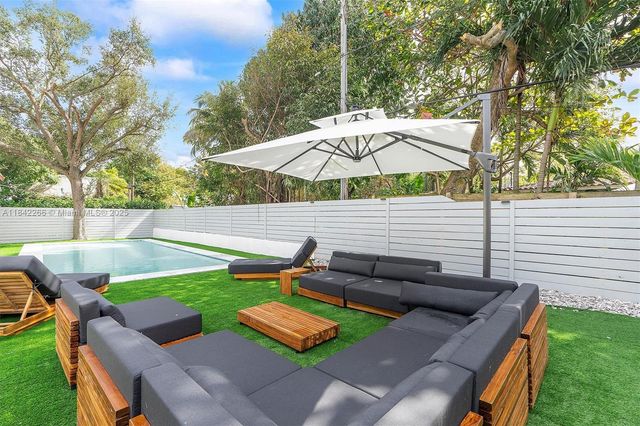 58 NE 45th St 0, Miami, FL 33137