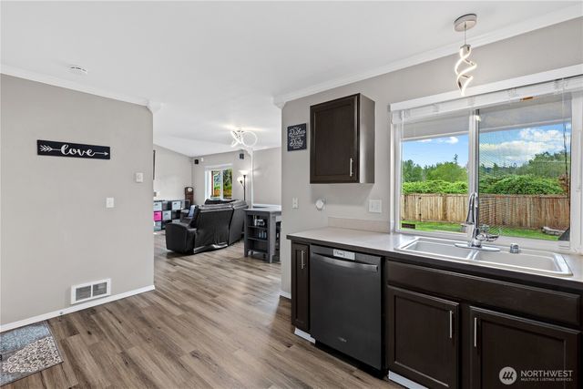 16118 93rd Street E, Sumner, WA 98390