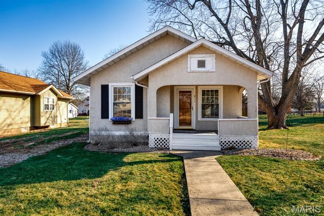 811 Adams Street, Gillespie, IL 62033