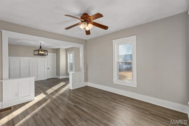 811 Adams Street, Gillespie, IL 62033