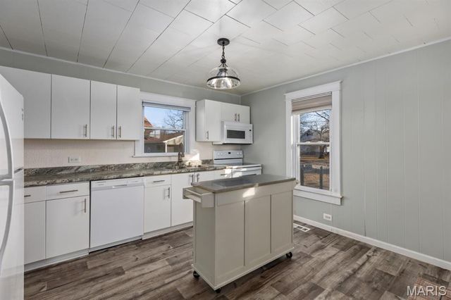 811 Adams Street, Gillespie, IL 62033