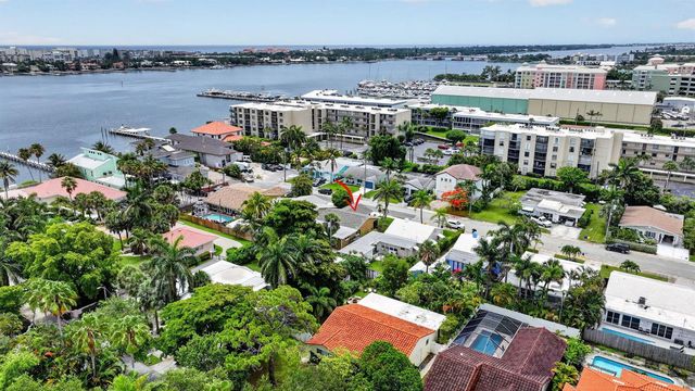 70 18th Avenue S, Lake Worth Beach, FL 33460
