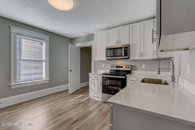 2781 COLLEGE Street, Jacksonville, FL 32205