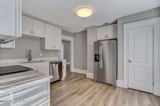 2781 COLLEGE Street, Jacksonville, FL 32205