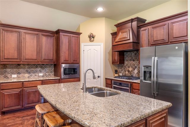 12737 Steadman Farms Drive, Fort Worth, TX 76244