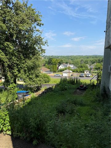 2102 Nemeth Drive, Lower Saucon Twp, PA 18015