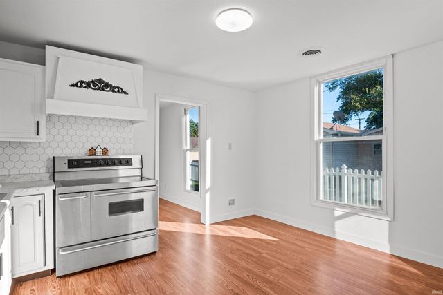 115 S Walnut Street, Fairmount, IN 46928