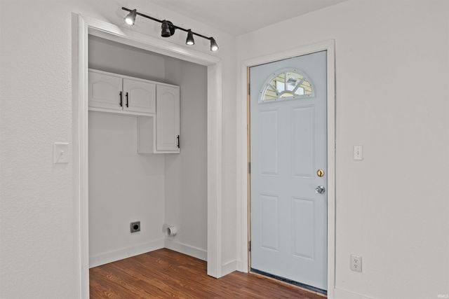 115 S Walnut Street, Fairmount, IN 46928