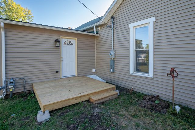 115 S Walnut Street, Fairmount, IN 46928