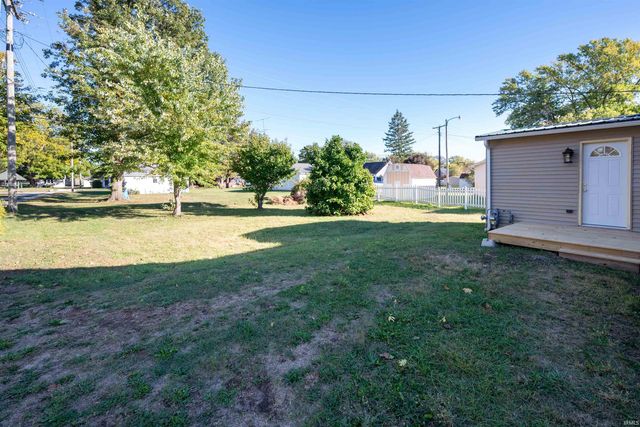 115 S Walnut Street, Fairmount, IN 46928