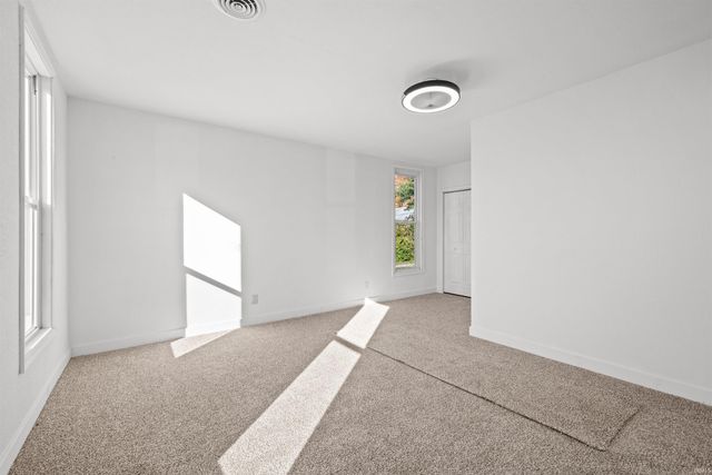 115 S Walnut Street, Fairmount, IN 46928