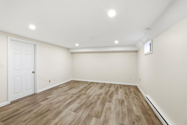 231 Route 28 APT 1, West Harwich, MA 02671