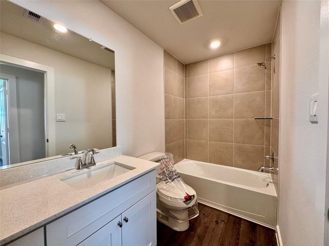 903 County Road 5102, Cleveland, TX 77327