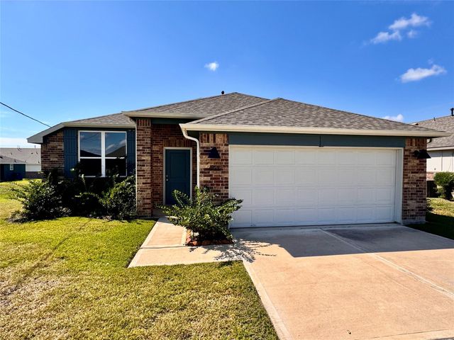 903 County Road 5102, Cleveland, TX 77327