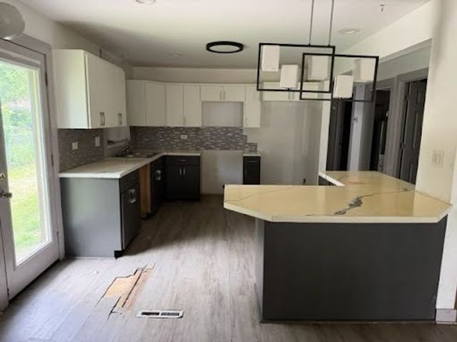 15122 Meadow Lane, Dolton, IL 60419