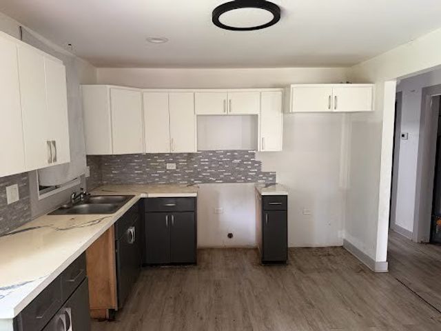 15122 Meadow Lane, Dolton, IL 60419