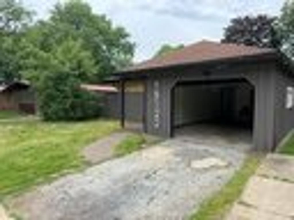 15122 Meadow Lane, Dolton, IL 60419