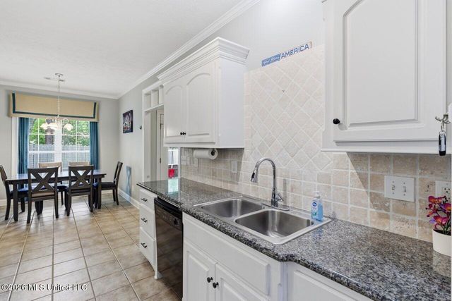 305 Stoneybrook Drive, Brandon, MS 39042