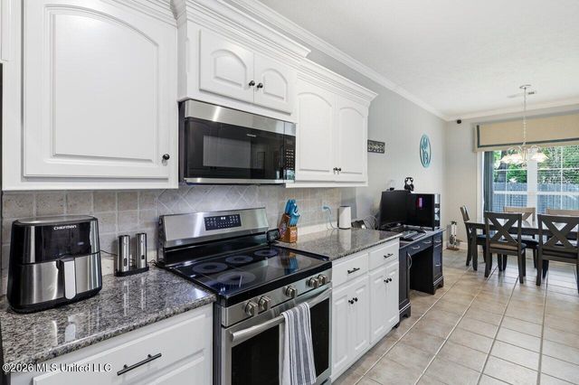 305 Stoneybrook Drive, Brandon, MS 39042