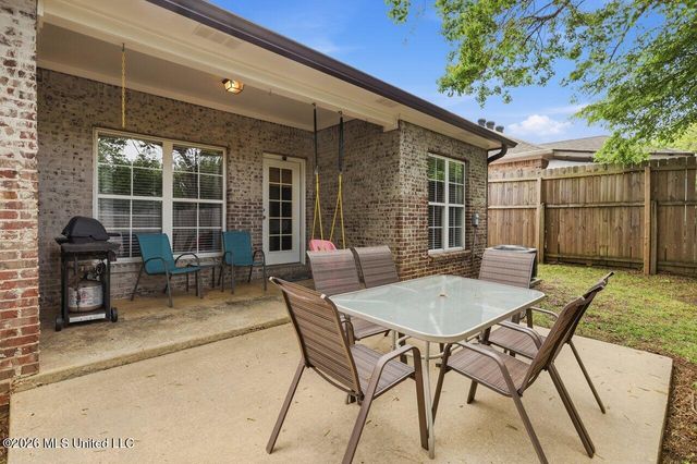305 Stoneybrook Drive, Brandon, MS 39042