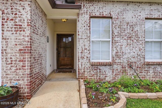 305 Stoneybrook Drive, Brandon, MS 39042