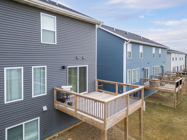 4157 Omaha Avenue, Waterloo, IA 50702