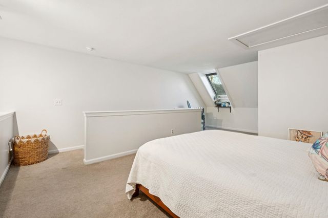 44 Glengarry Drive, Stratham, NH 03885