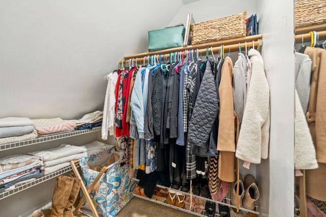 44 Glengarry Drive, Stratham, NH 03885