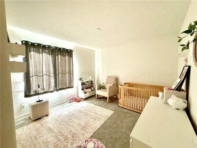 979 W Clover, Rialto, CA 92376