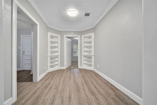 7707 Arberry Street, Houston, TX 77012