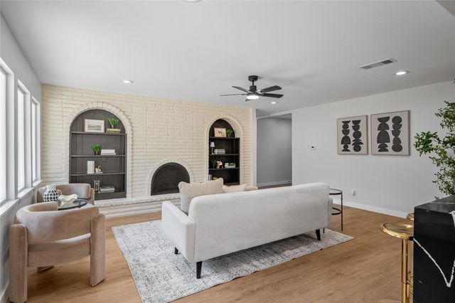 6114 Valkeith Drive, Houston, TX 77096