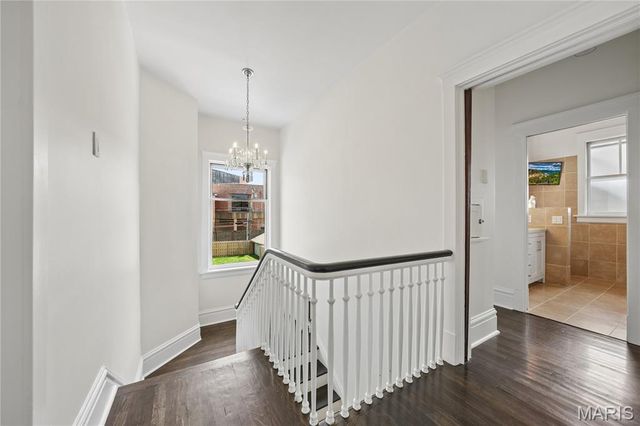 30 Arundel Place, Clayton, MO 63105