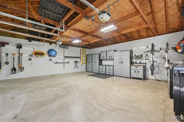 30 Arundel Place, Clayton, MO 63105