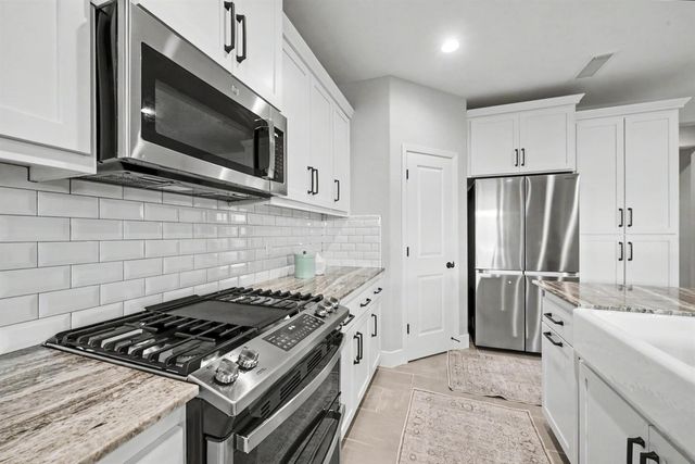 4682 Loftwood Road, Madera, CA 93636