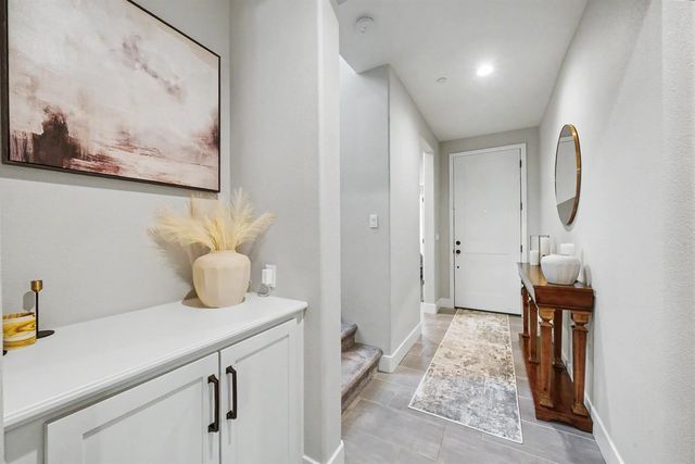 4682 Loftwood Road, Madera, CA 93636