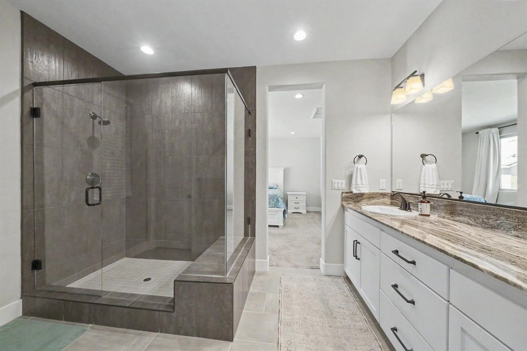 Image 26 of property listing at 4682 Loftwood Road, Madera, CA 93636