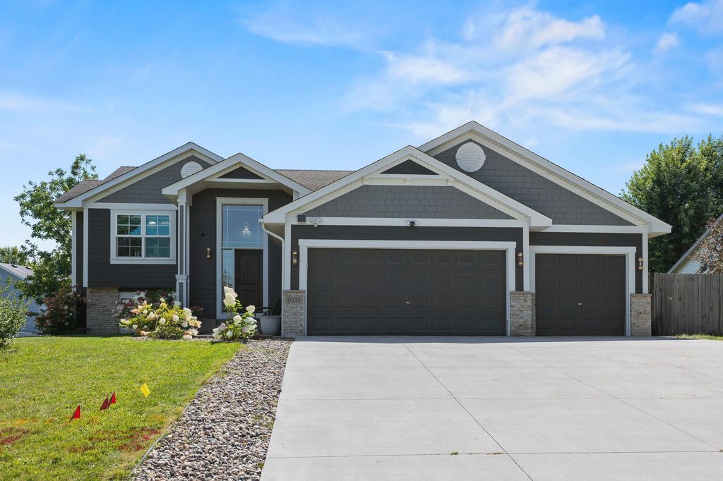 9935 41st Street NE, Saint Michael, MN 55376