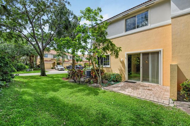 7480 Sarentino Lane, Boynton Beach, FL 33437